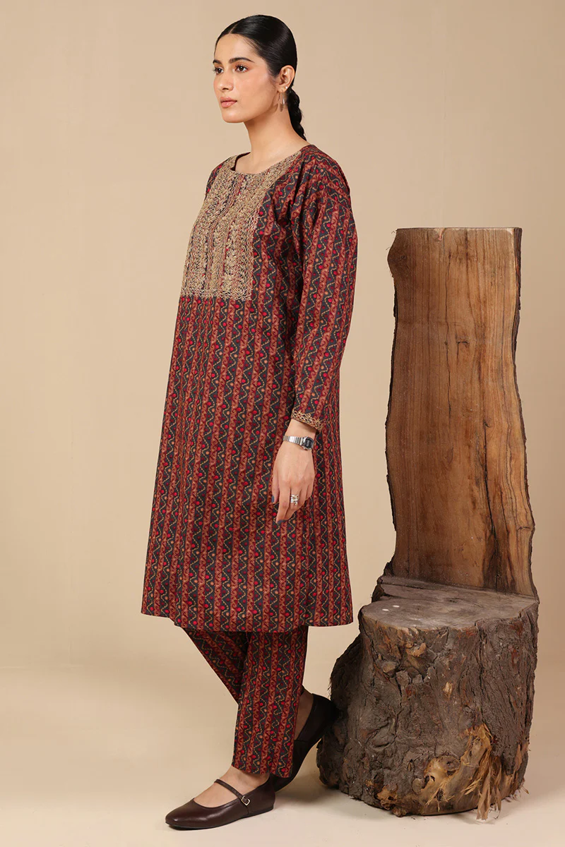 Shyrdak Embroidered Glow Duo - Image 11