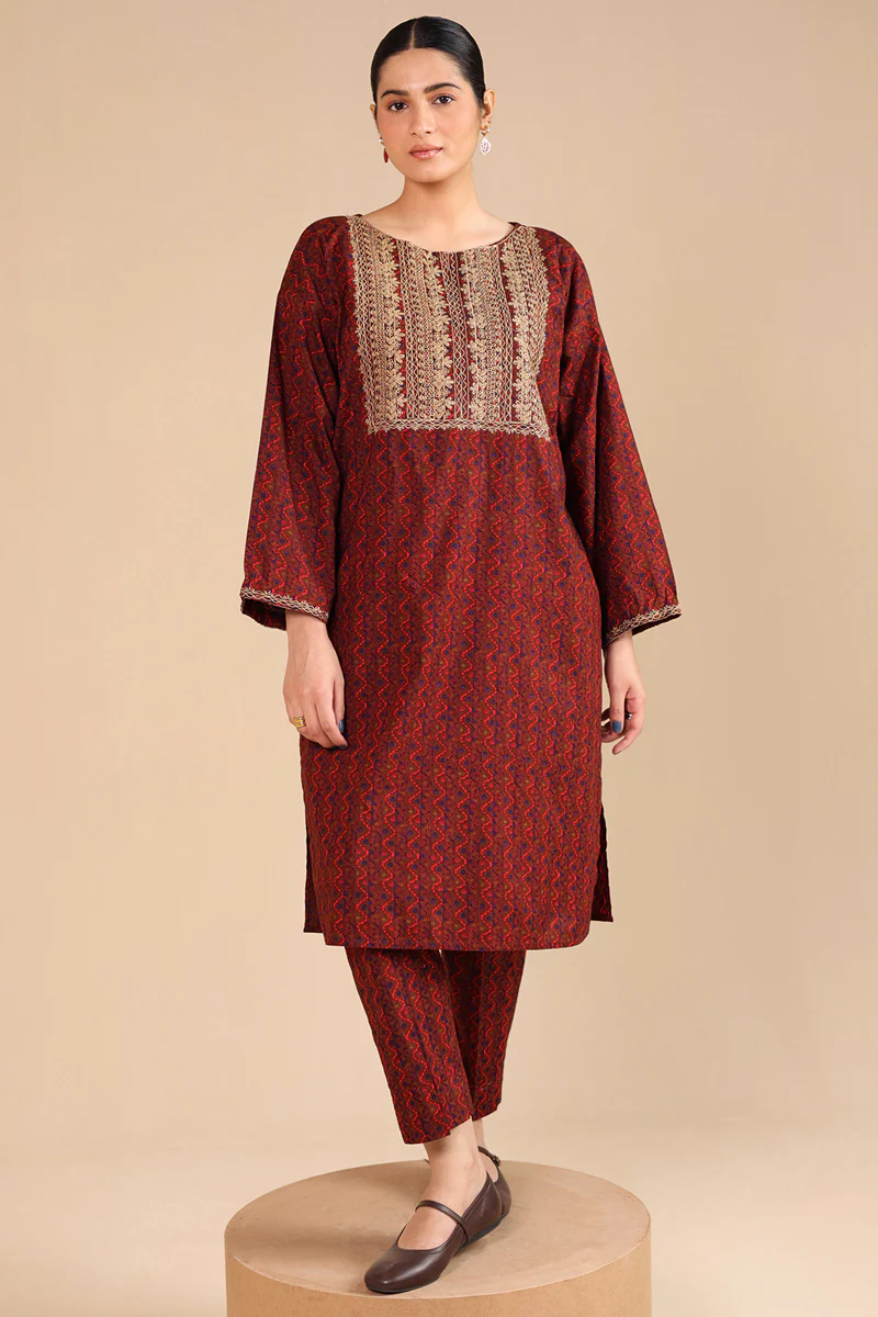 Shyrdak Embroidered Glow Duo - Image 3