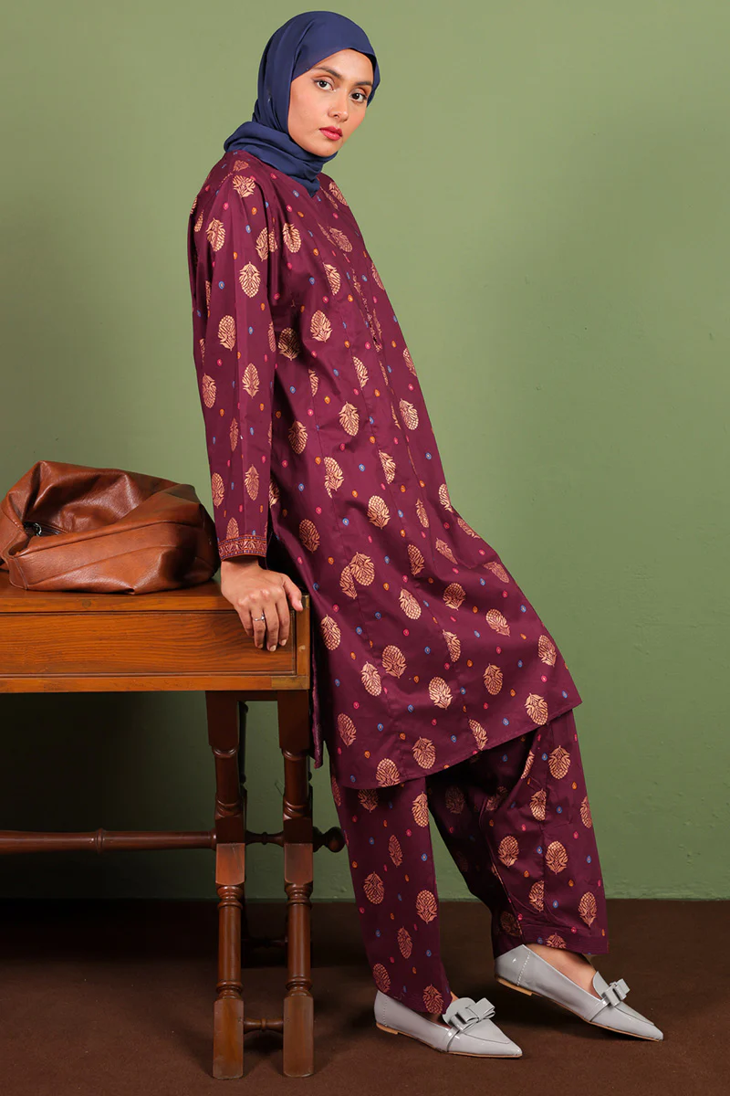 Zeenat Gilded Glam Set - Image 10