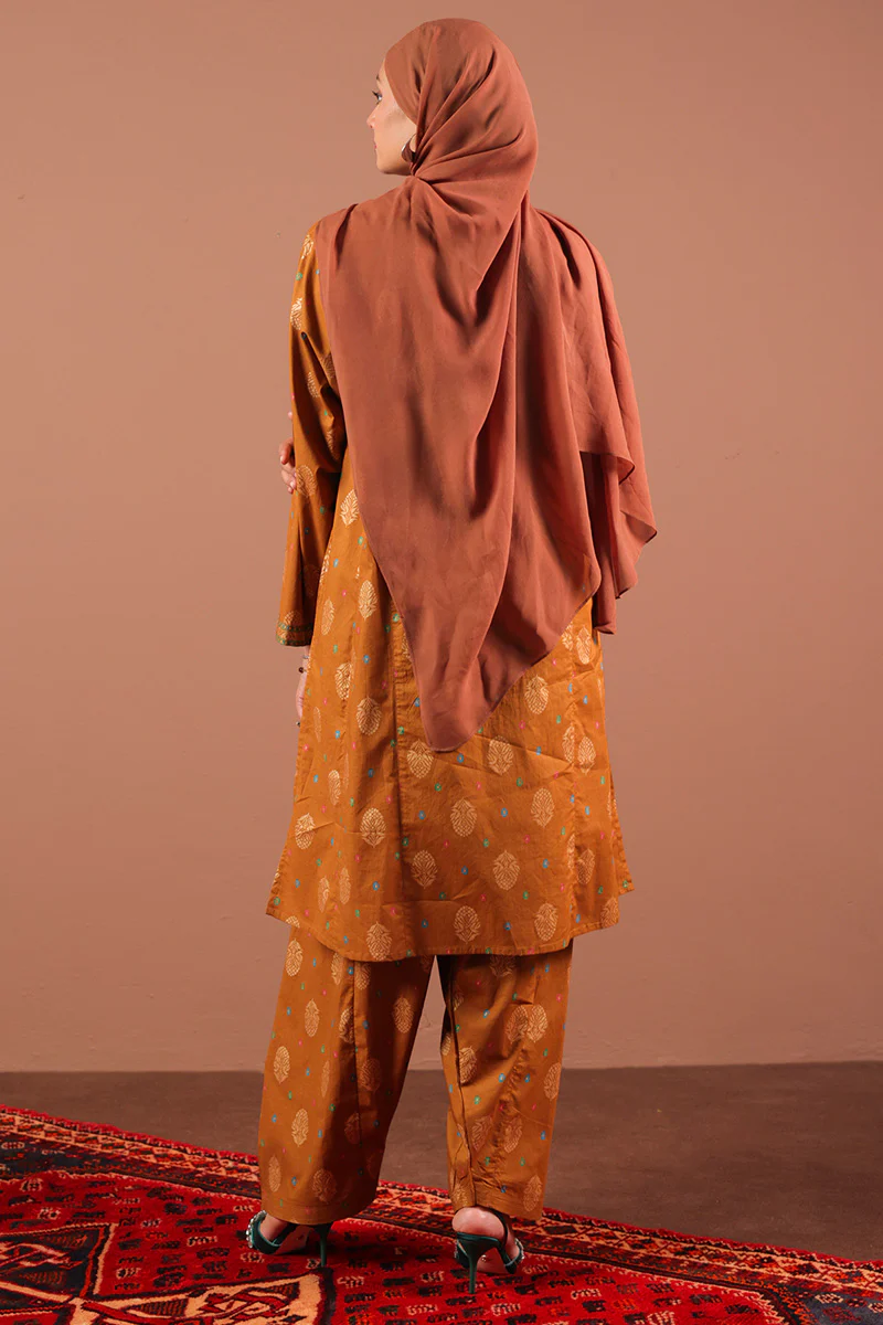 Zeenat Gilded Glam Set - Image 8