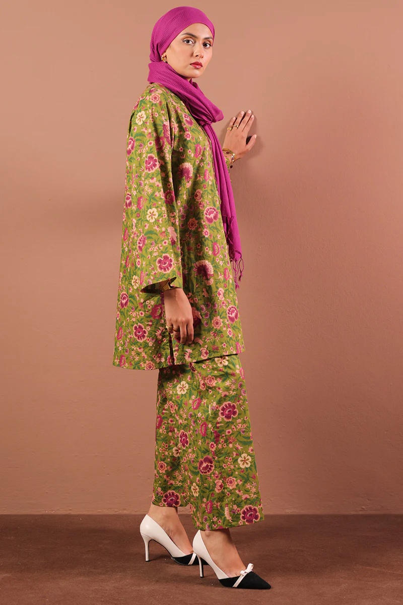 Polish Garden Printed Co-Ord set - Image 11