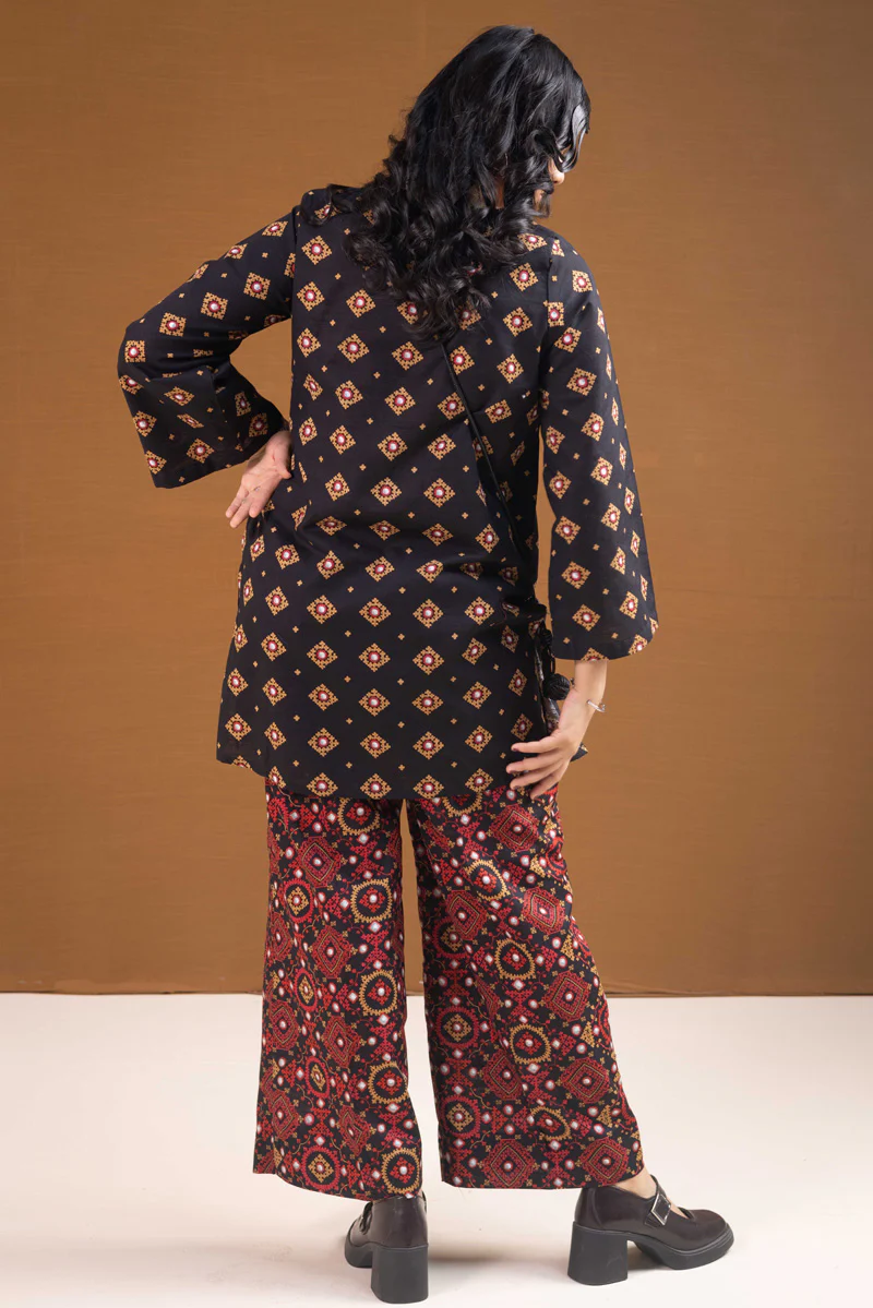Soul of Sindh Ajrak Set - Image 5