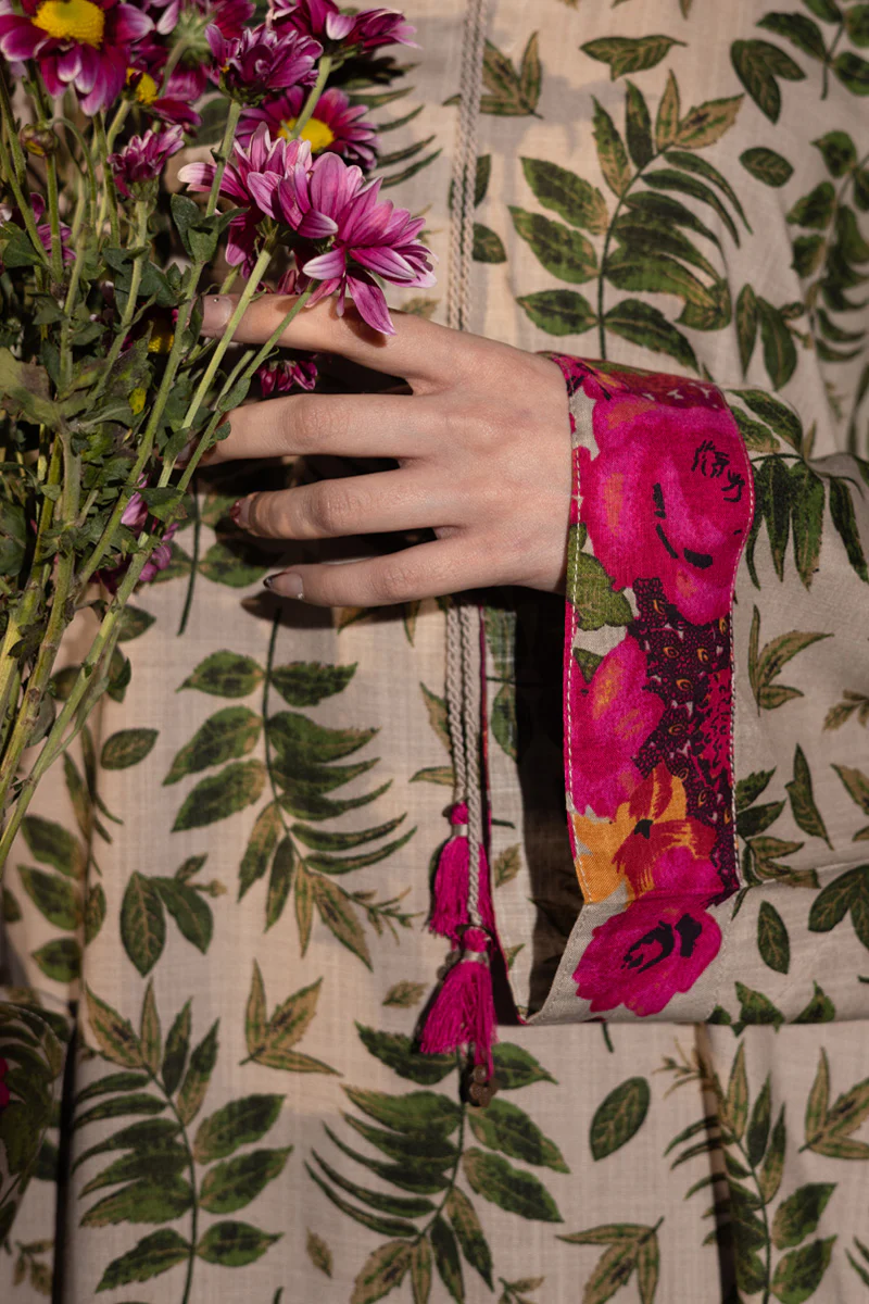 Vibrant Roses Leaf Set - Image 10