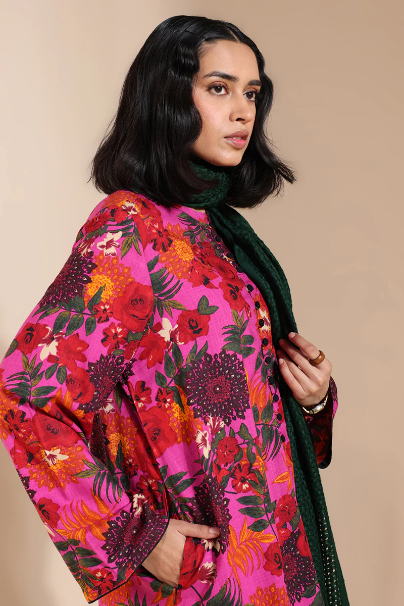 Vibrant Roses Printed Set - Image 8