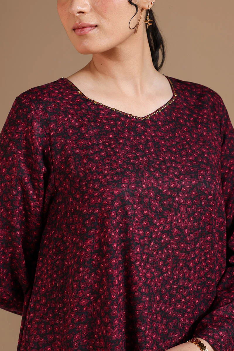 Vibrant Roses Printed Set - Image 2
