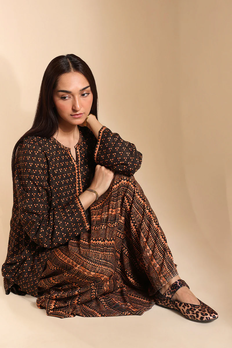 The Batik Edit Skirt Set - Image 2