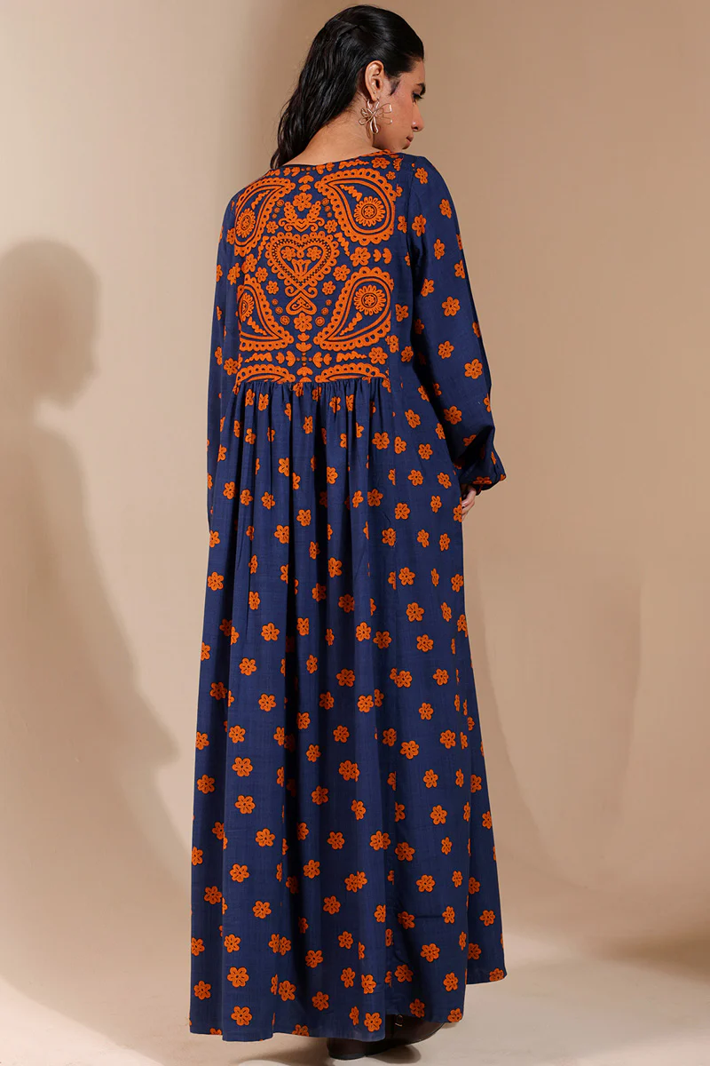 Hungarian Heritage Dress - Image 10
