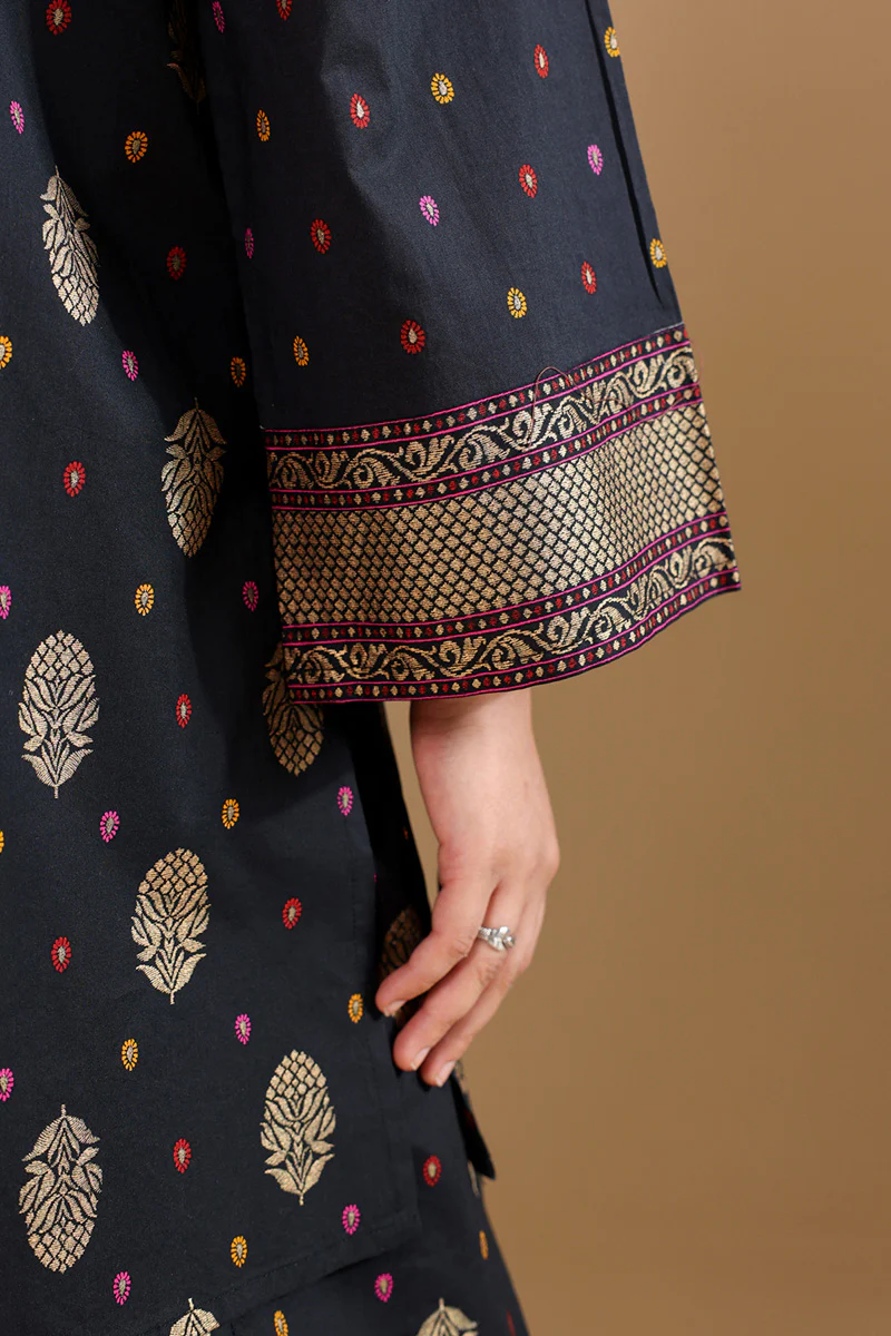Zeenat Zari Set - Image 6