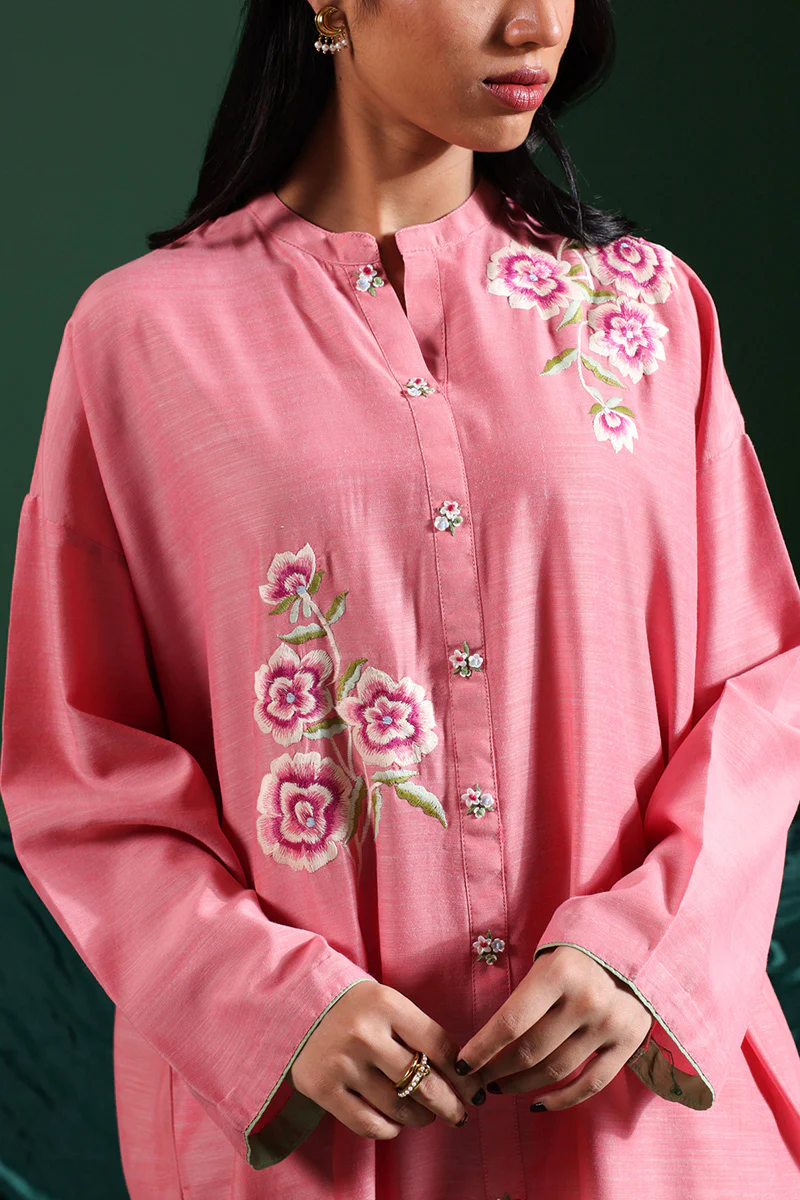 Floral Splendor Tasseled Set - Image 8