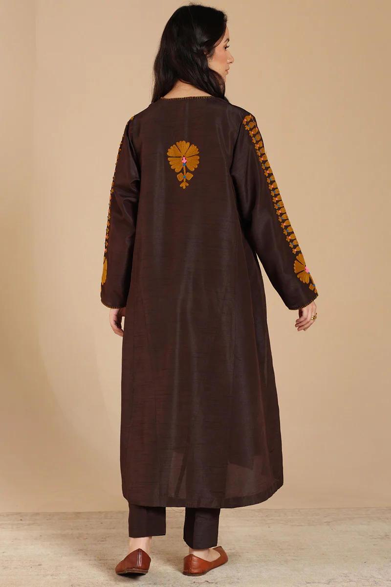 Tajik Folk Flared Set - Image 11