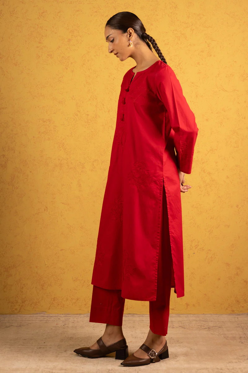 Timeless Threads Tasseled Set - Image 8
