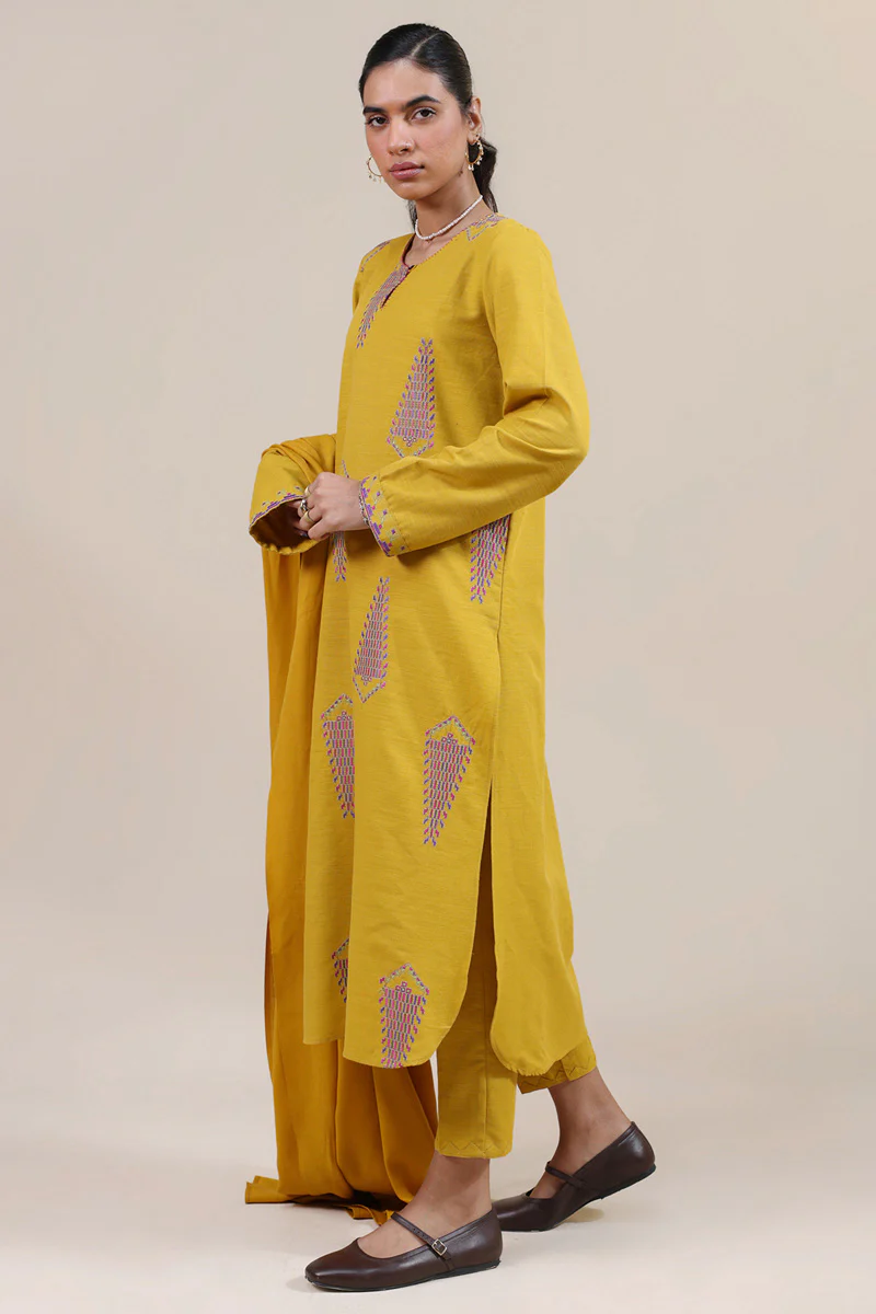 Damask Embroidered Set - Image 5