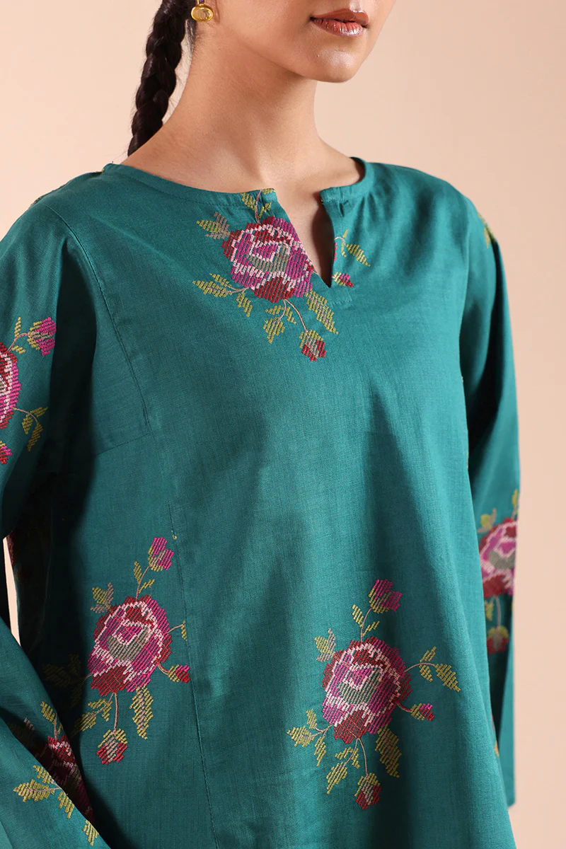 Embroidered Pixel Play Kurta - Image 2
