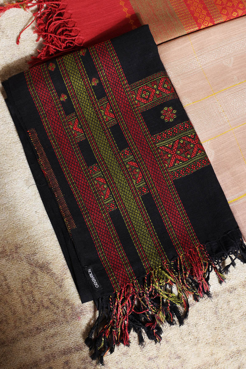 Tribal Stitch Jacquard Shawl - Image 6