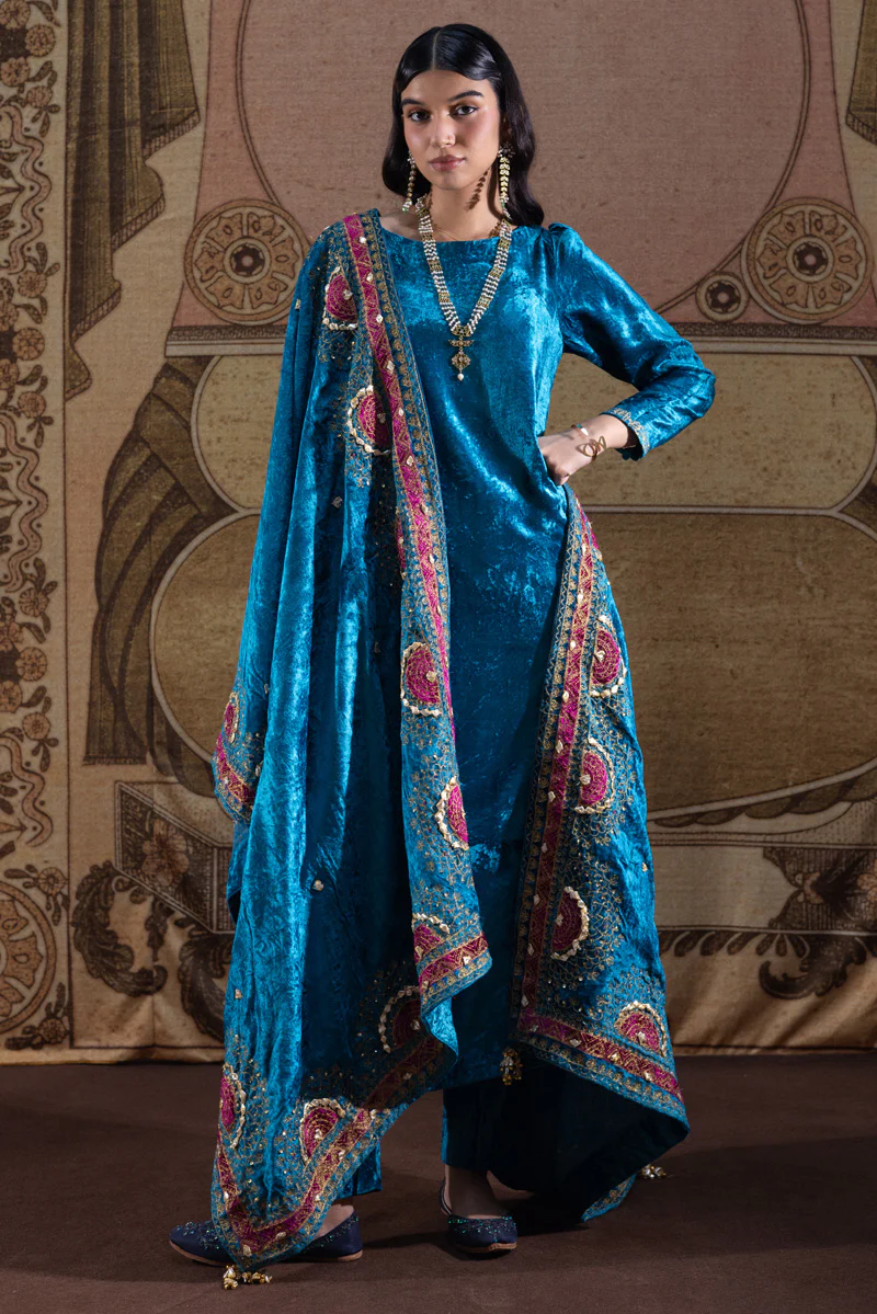 Velvet Mehr Set - Image 2