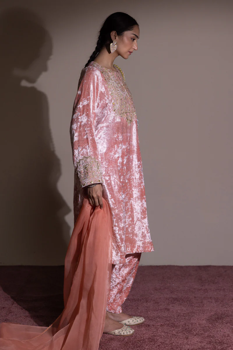 Resham-e-Khaas Velvet 3-Piece Set - Image 5