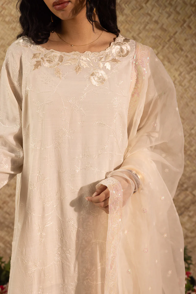 Pure Blossom Embroidered Suit - Image 2