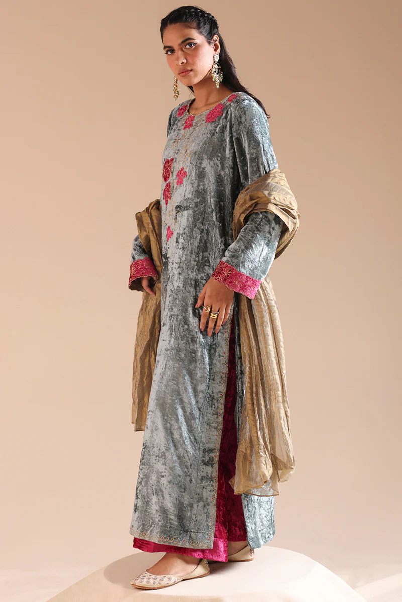 Zareen Velvet 3-Piece Set - Image 3