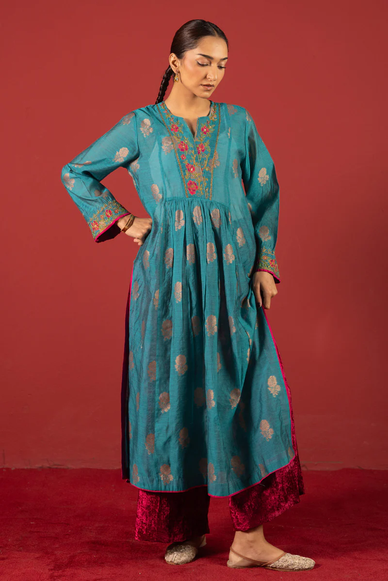 Golden Rose Jacquard Set