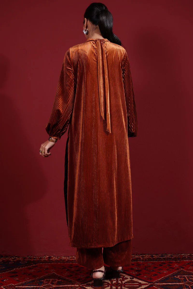 Opulent Velvet Dusk Set - Image 7