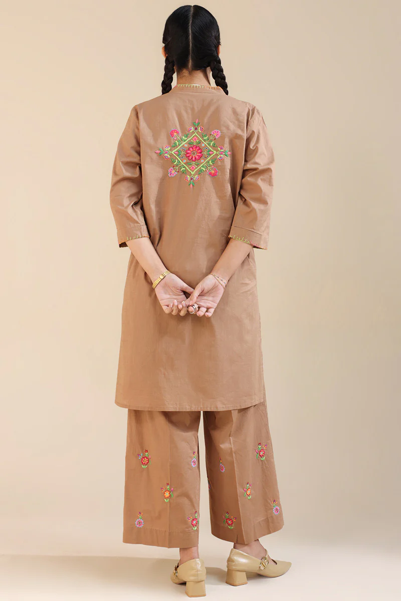 Hand-Crafted Melange Affair Set - Image 3