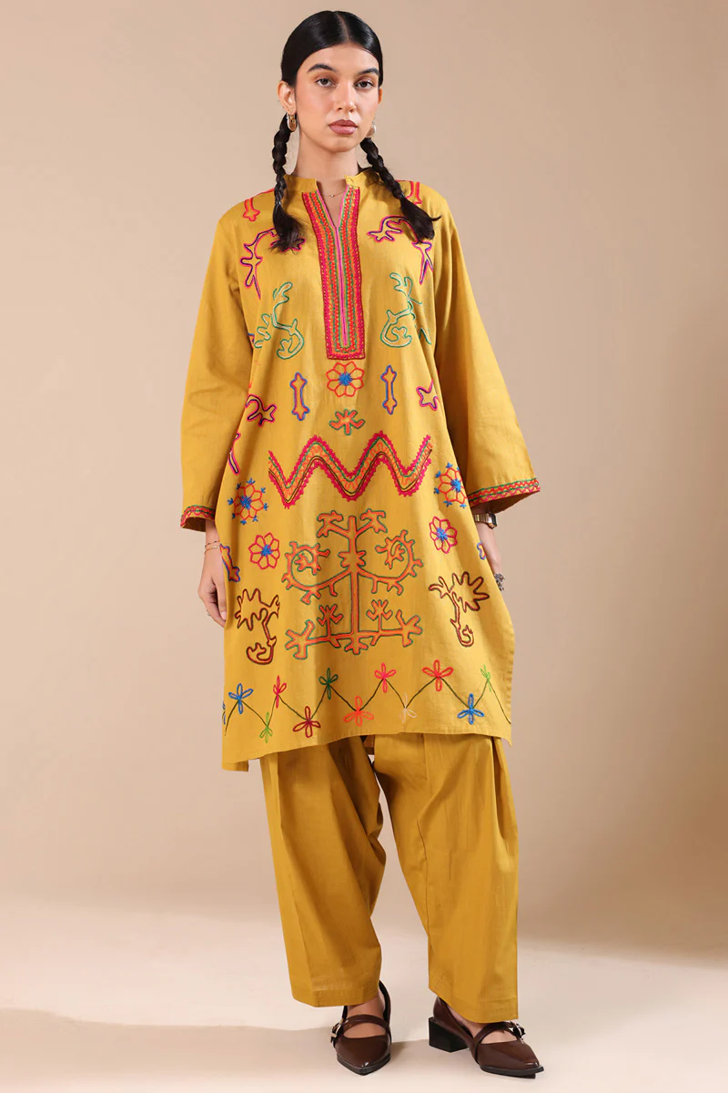Hand-Embroidered N K R Style Set - Image 6