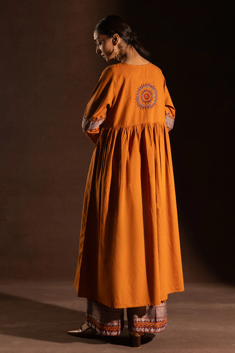 Hand-Crafted Flared Set - Image 5