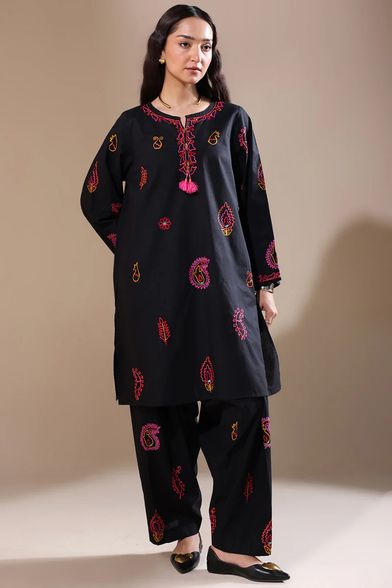 Embroidered Laari Adda Set - Image 7
