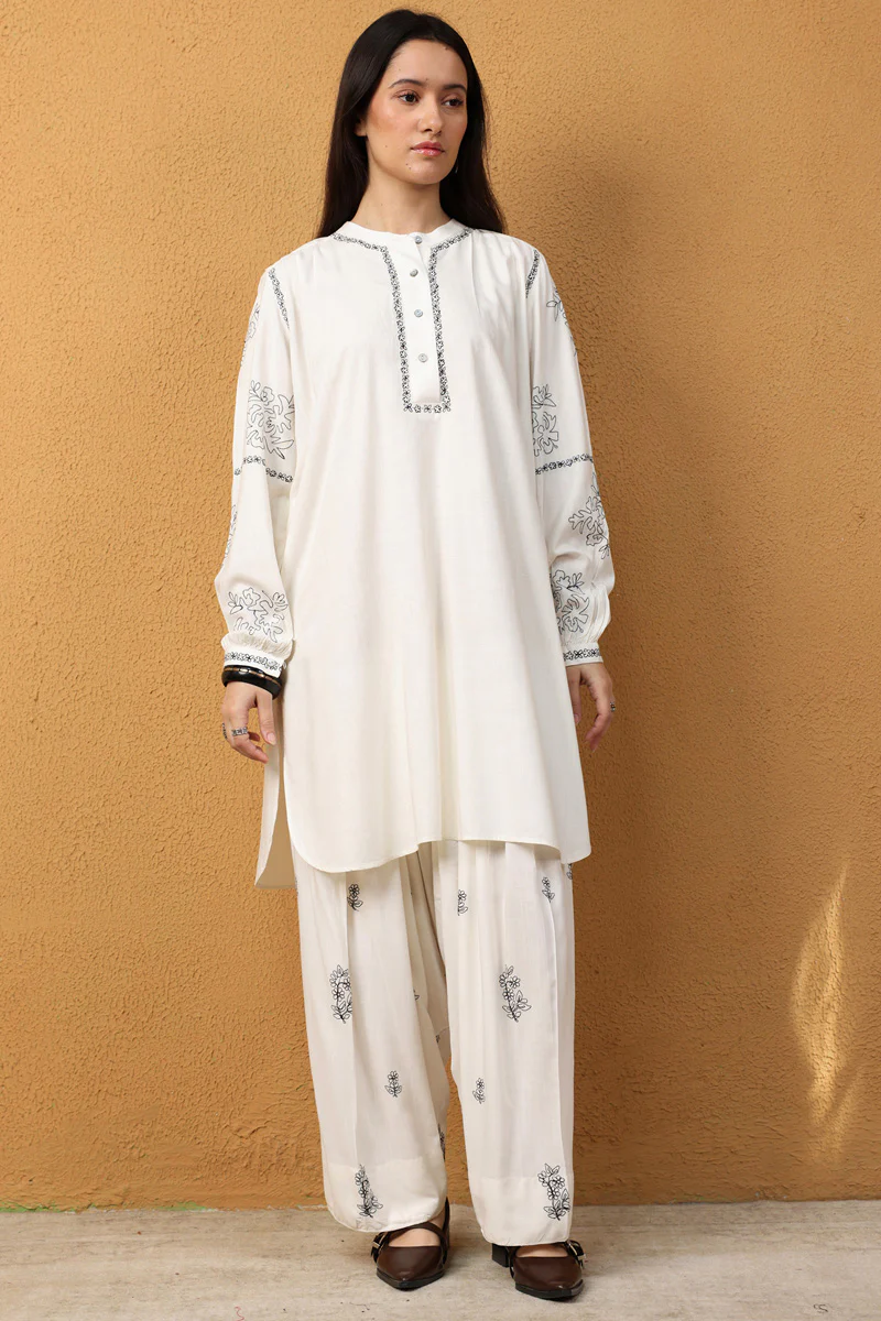 Monochrome Embroidered Edit - Image 9