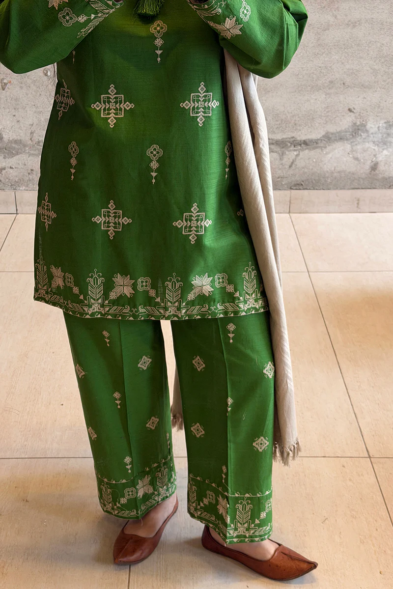 Misty Embroidered Set - Image 10