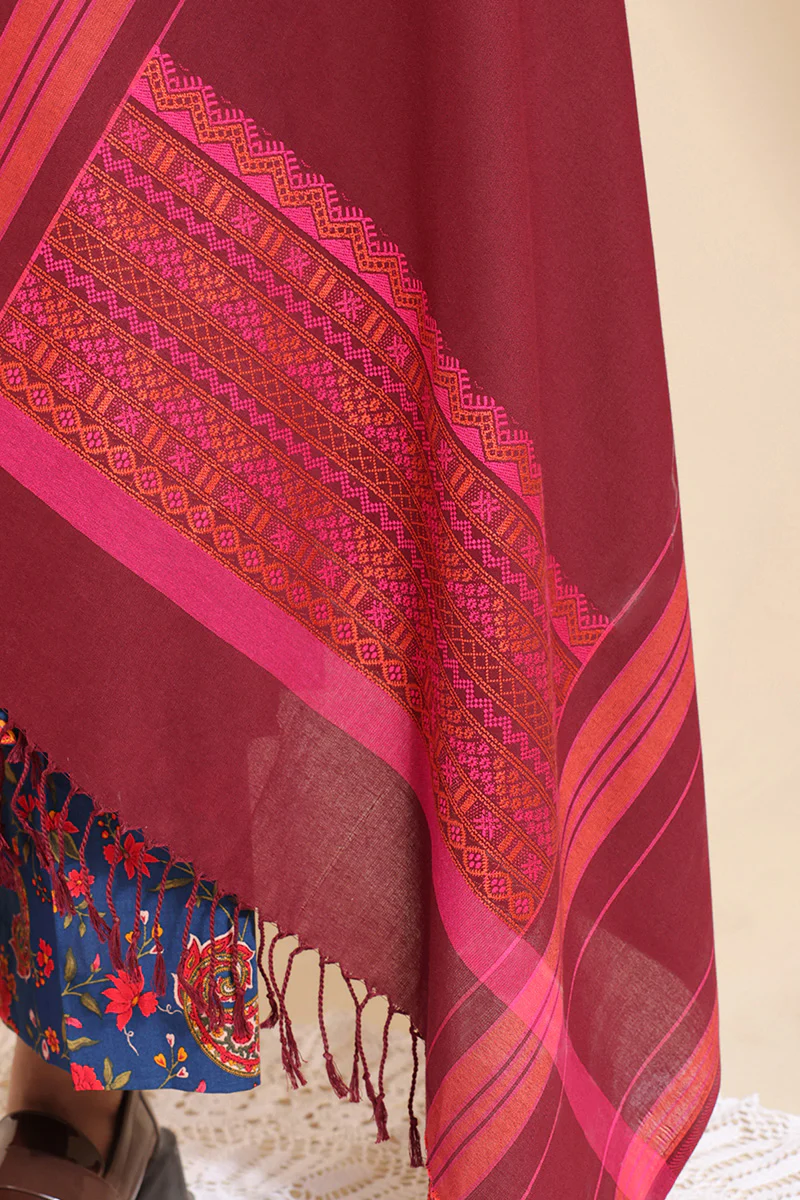 Woven Whispers Shawl - Image 5