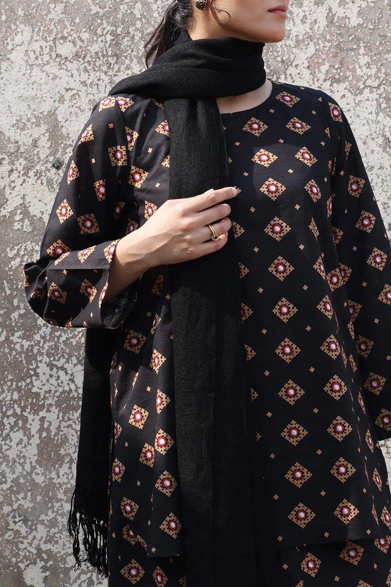 Rustic Woven Shawl - Image 22